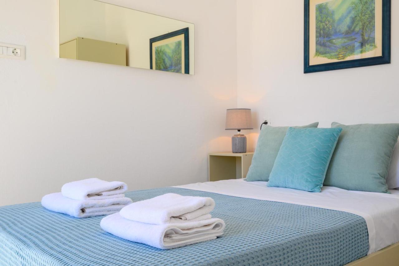 Artemis Apartment First Floor Элунда Экстерьер фото