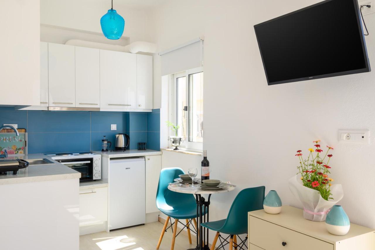 Artemis Apartment First Floor Элунда Экстерьер фото